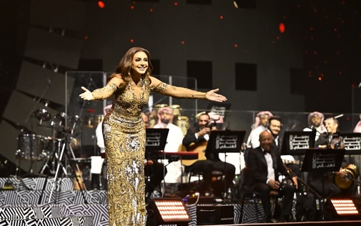 أنغام تختتم مهرجان "ليلة عمر" في الكويت