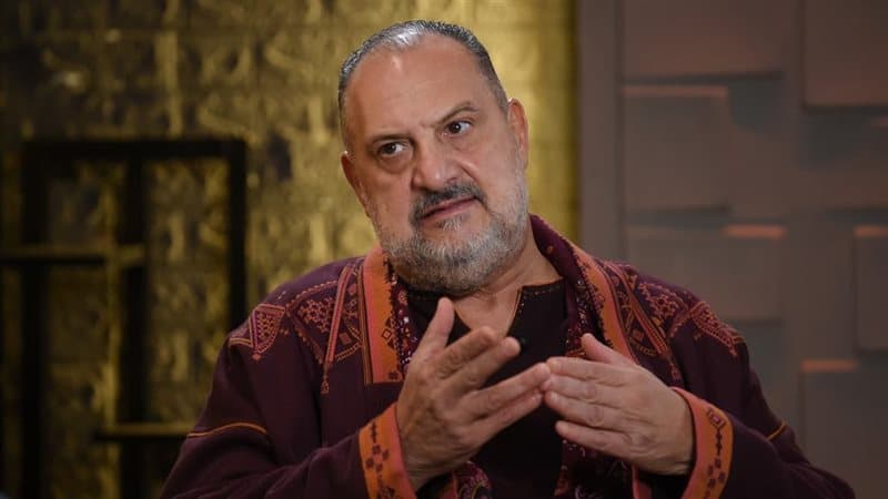 خالد الصاوي: الهجوم على منى زكي غيرة بعض الفنانات
