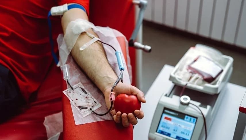 أمريكيون يبيعون دمائهم لمواجهة غلاء المعيشة
