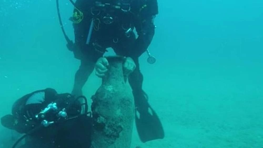 إيطاليا تكتشف سفينة رومانية غارقة منذ 1600 عام