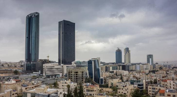 عدم استقرار جوي ظهرا وامطار متفرقة في مختلف المناطق