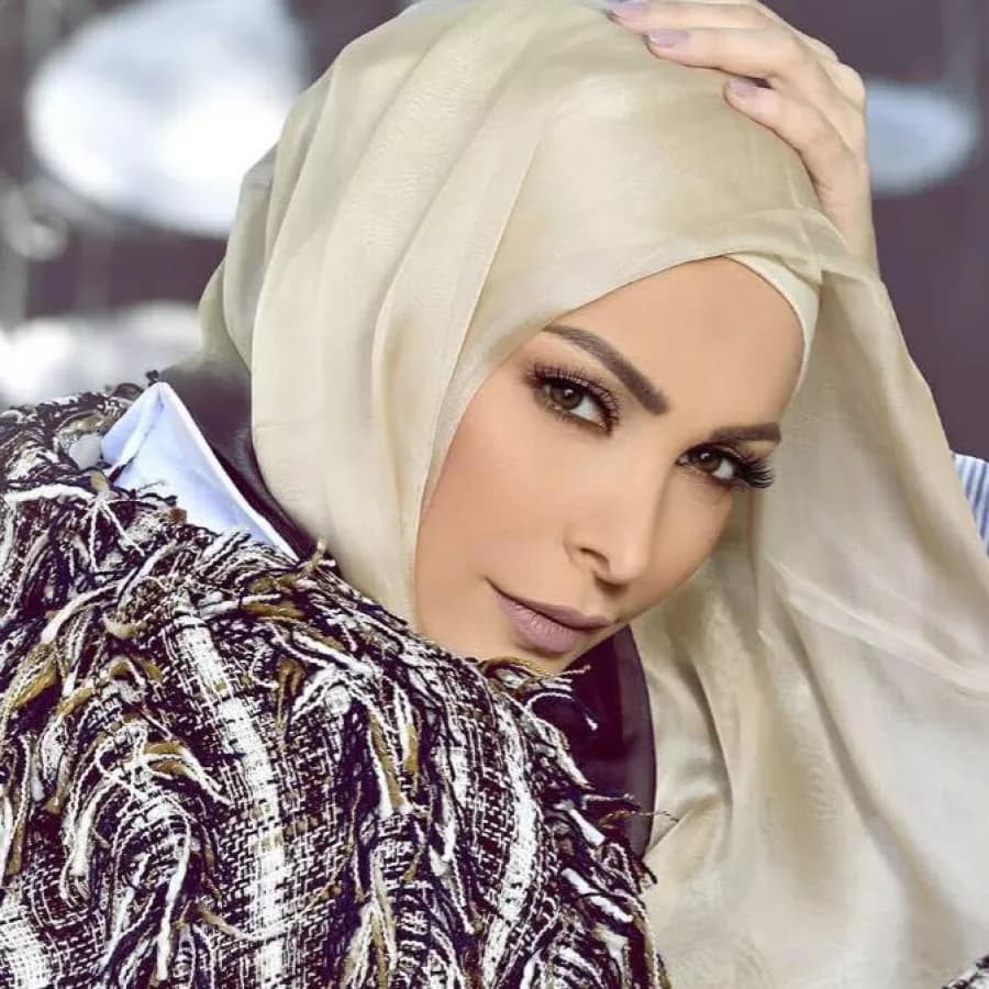 أمل حجازي بعد خلعها الحجاب: "ربنا لو أرادنا أن نغطي شعرنا كان قال"