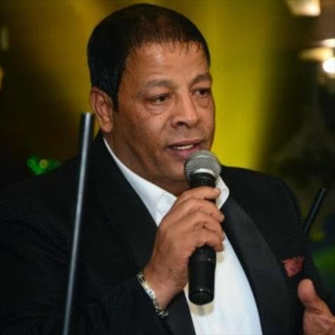 "الكومندا" أحدث أغاني عبد الباسط حمودة