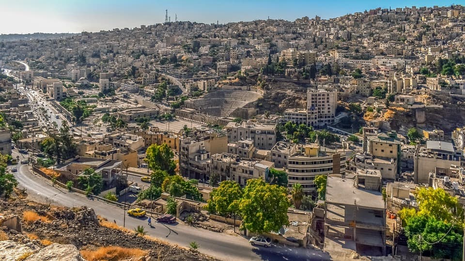 أجواء دافئة اليوم وحارة نسبيا نهاية الأسبوع