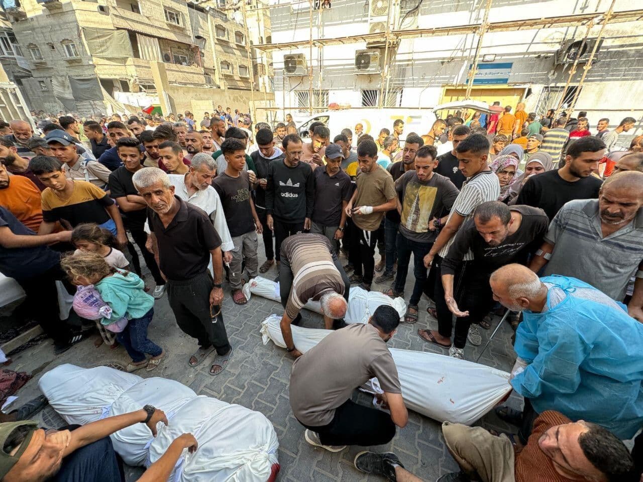 غزة: 150 شهيدا وجريحا بقصف الاحتلال الإسرائيلي مربعا سكنيا في جباليا