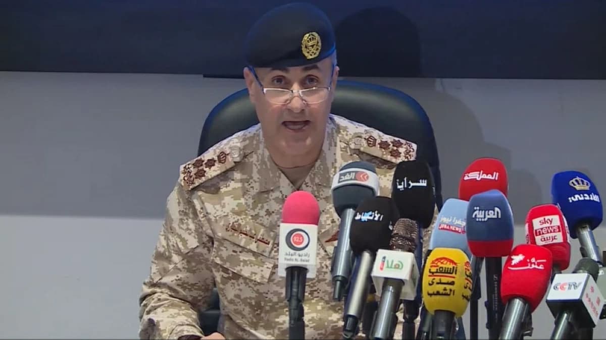 الجيش: اعتراض 261 صاروخا ومسيرة من أصل 281 استهدفت الأردن خلال 5 أسابيع