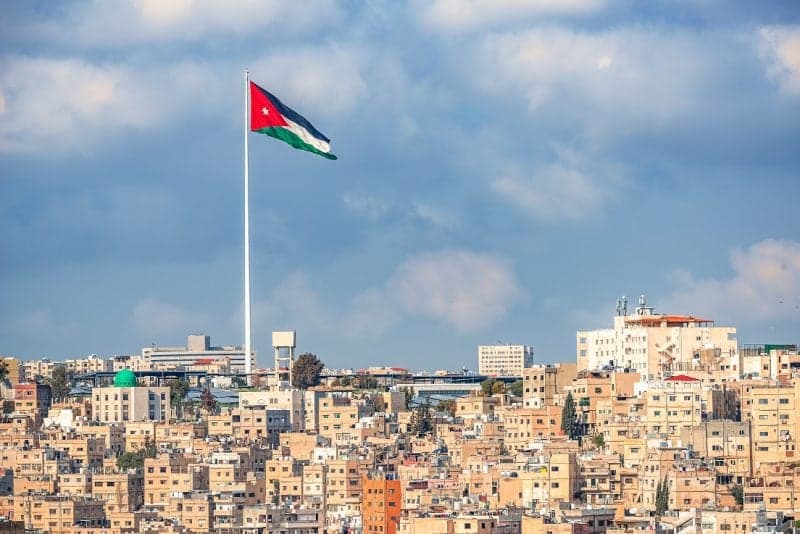 زخات مطرية متوقعة مع استمرار تأثير كتلة رطبة على المملكة