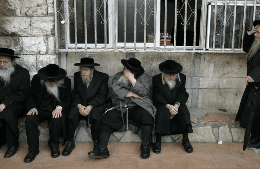 مئات الحاخامات اليهود في العالم يوقعون رسالة لوقف التجويع بغزة