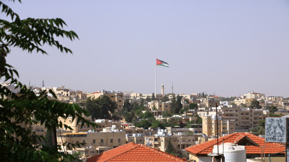أجواء حارة نسبيًا اليوم وحتى الثلاثاء