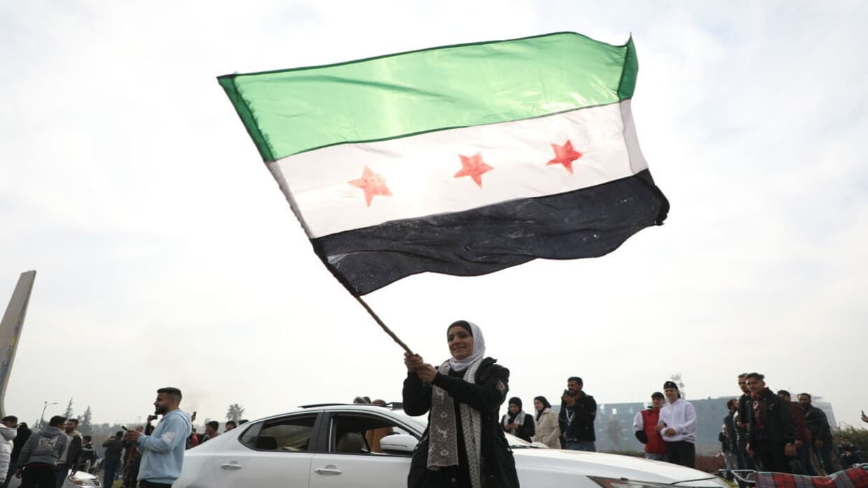 سوريا تدعو مواطنيها في الخارج إلى العودة