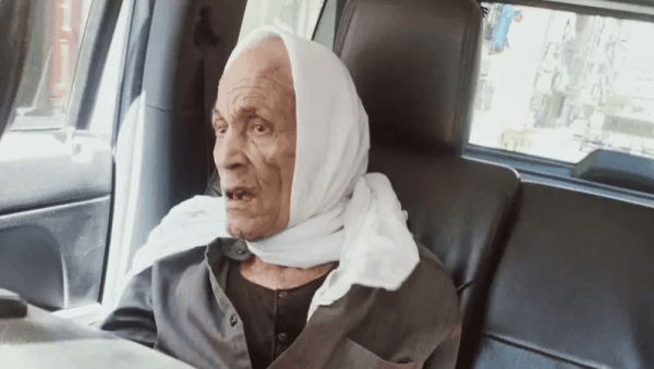 مصري عمره 109 أعوام يجتاز امتحان محو الامية