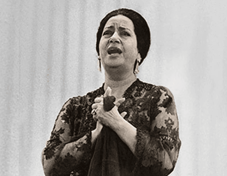 حفيد أم كلثوم: خال الملك فاروق كان يريد الزواج منها
