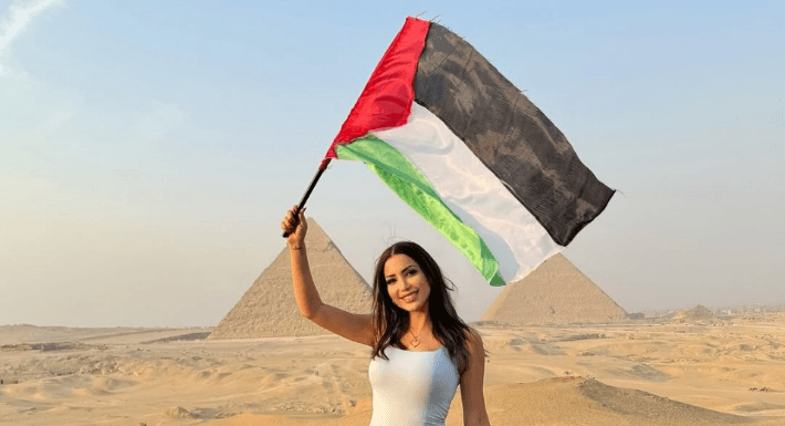 نسرين طافش من أمام الأهرامات: سلام عليكم بما صبرتم .. سلام لغزة