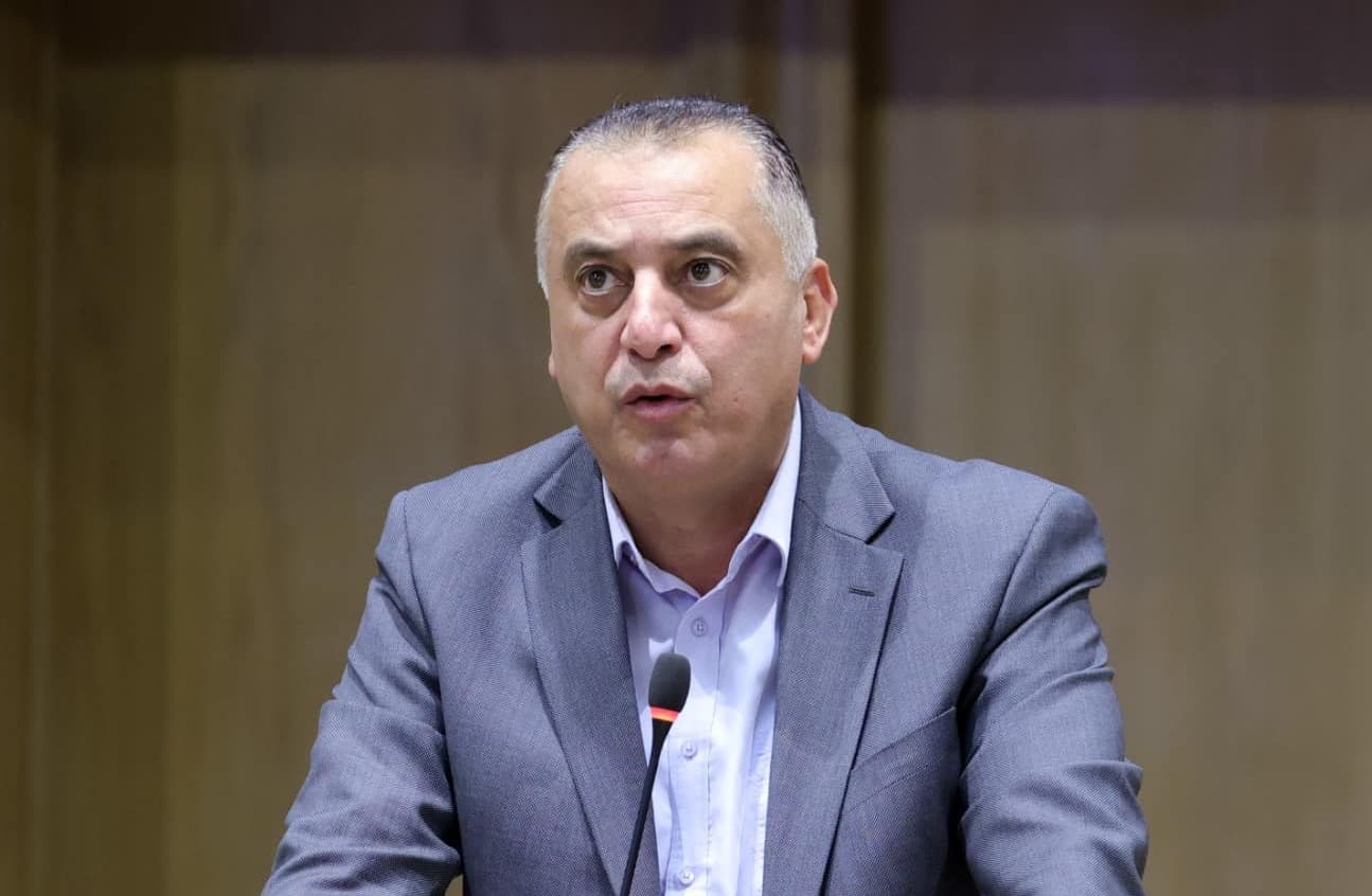 الظهراوي للحكومة : أولادكم يدرسون في هولندا وأولادنا في أبو علندا