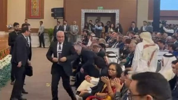 انسحاب وفد الجزائر من قمة نيودلهي لحظة دخول الوفد الإسرائيلي