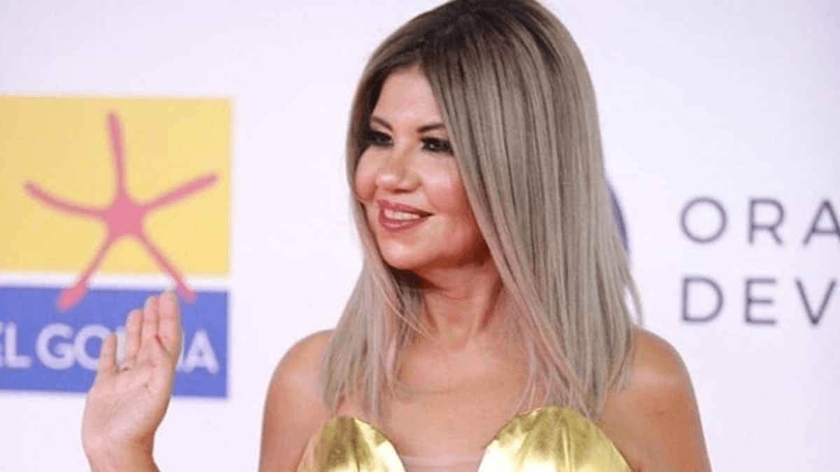 بوسي شلبي تنشر فيديو عقد قرانها على محمود عبد العزيز
