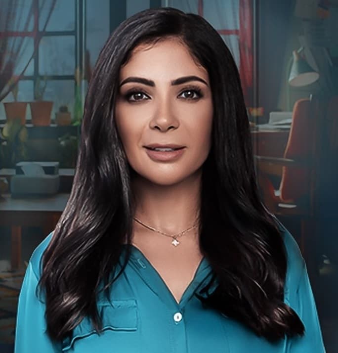 منى زكي عن تكريمها في مهرجان القاهرة للدراما: كرم كبير من ربنا