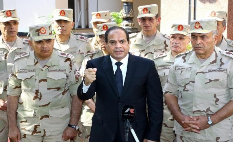 السيسي عن الجيش المصري: "مش هنعمل حاجة ضد حد"