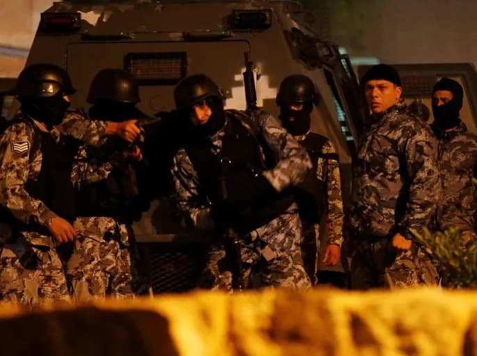الحكومة :الاعتداء على رجال الأمن سيقابل بحزم