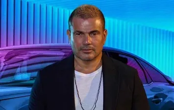 عمرو دياب يغلق شوارع بيروت
