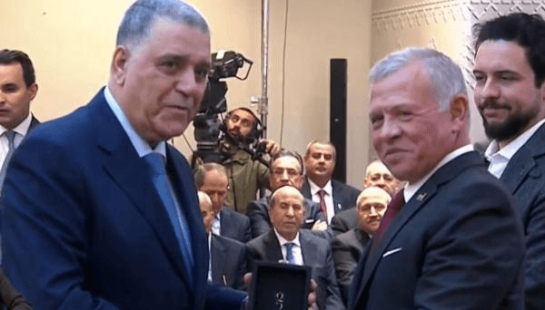 الملك يكرم رئيس مجموعة العبدلي للإعلام سمير الحياري