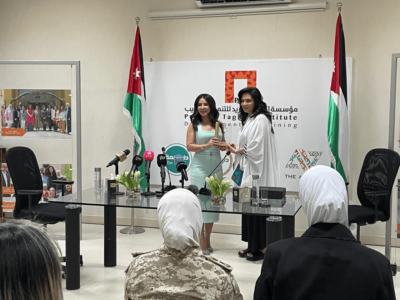 ماغي بو غصن سفيرة مؤسسة الأميرة تغريد للتنمية والتدريب