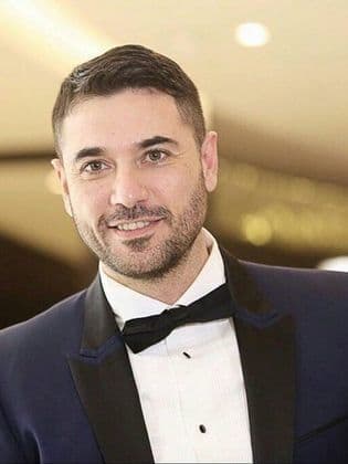 أحمد عز يروج لفيلم أولاد رزق 3