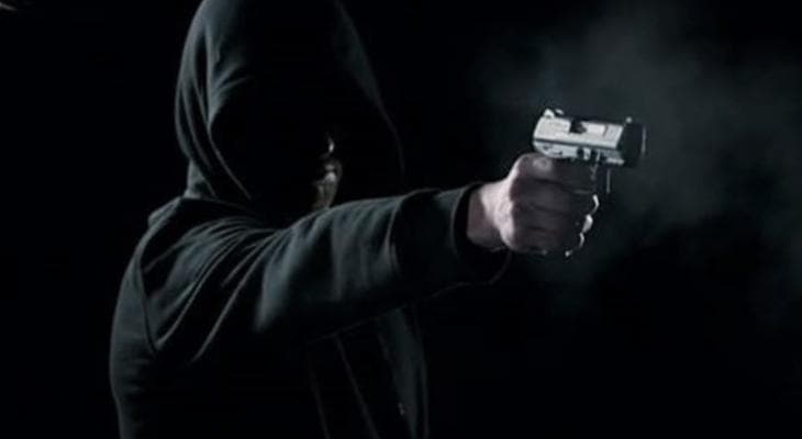 القبض على شخص قتل والدته وشقيقته في عين الباشا
