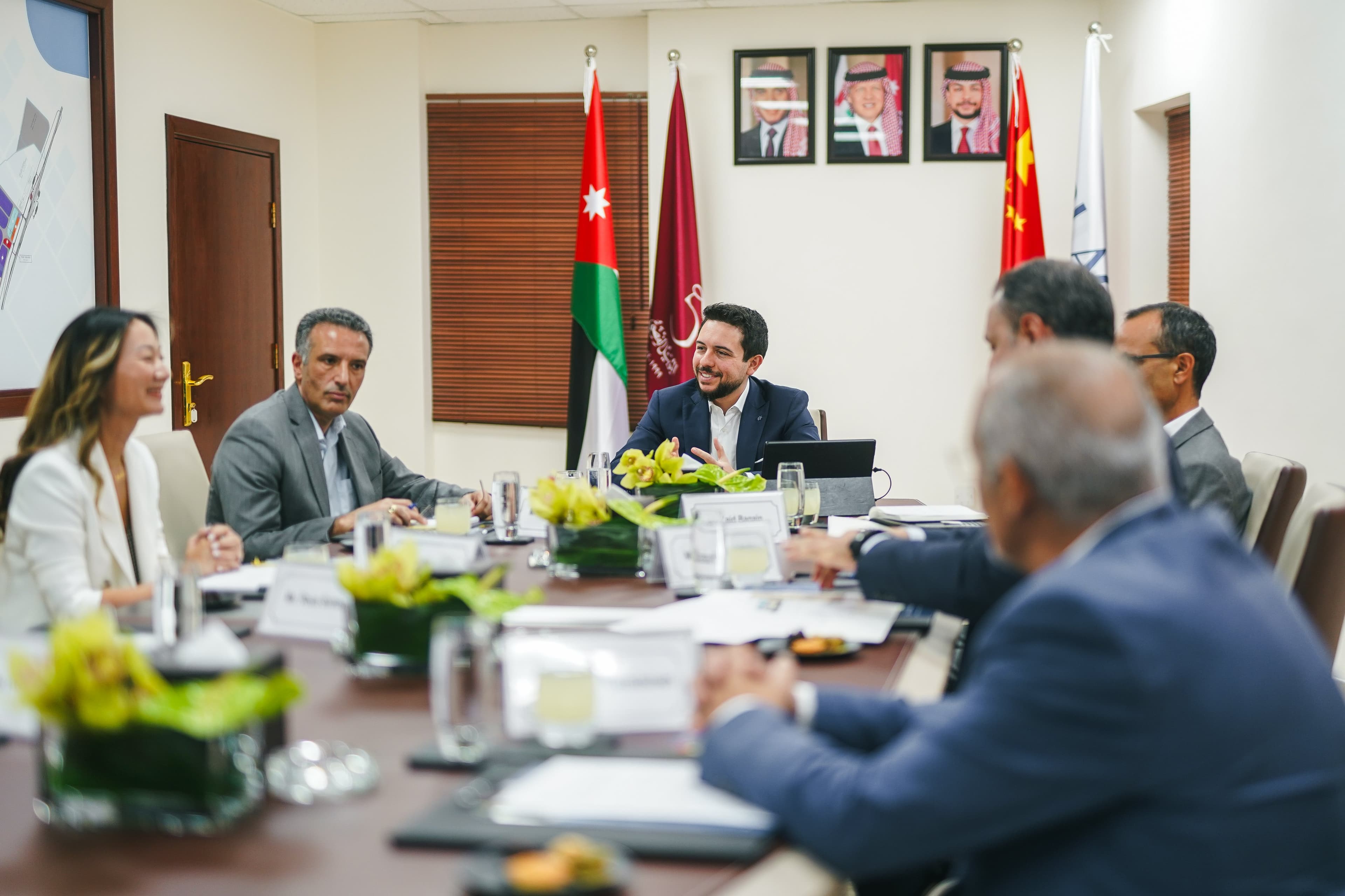 ولي العهد يؤكد ضرورة تذليل أية عقبات قد تواجه المستثمرين ودعم الصناعة في العقبة