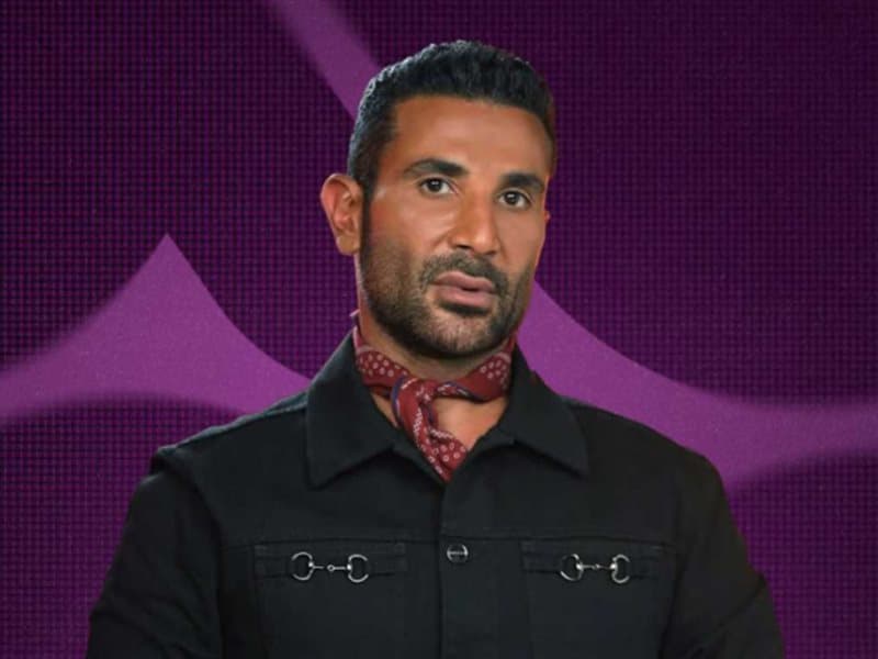 بقى راجل أقدر أعتمد عليه.. أحمد سعد يحتفل بتخرج نجله