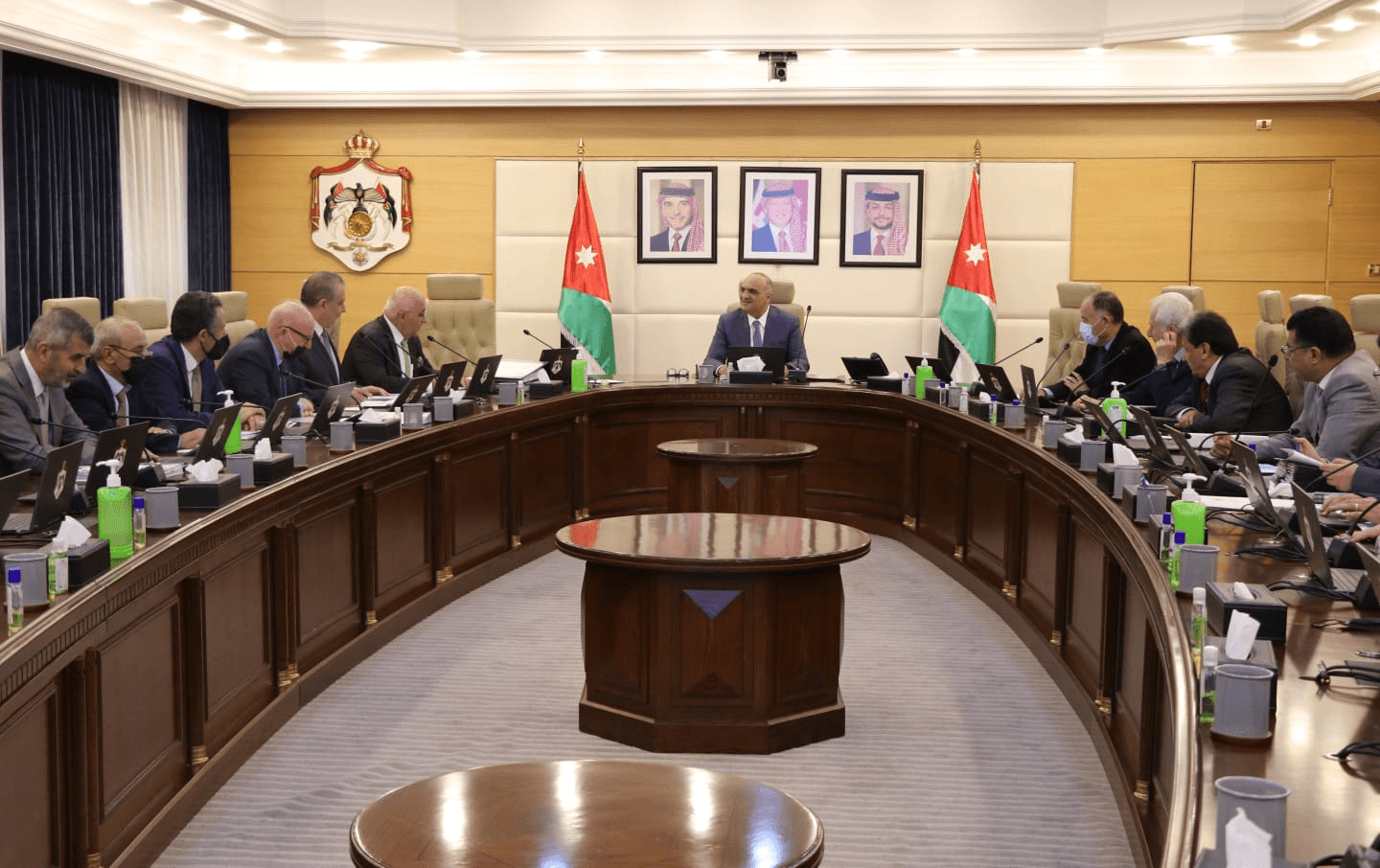 إقرار نظام صندوق دعم الطالب في الجامعات الرسمية
