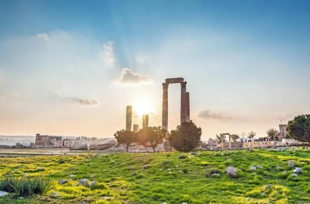 أجواء معتدلة نهارًا ومائلة للبرودة ليلًا حتى نهاية الأسبوع