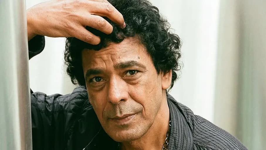 بعد غياب طويل.. محمد منير يعود للسينما
