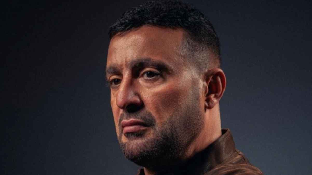 من الحج.. أحمد السقا يكشف حقيقة منشوراته المسيئة لطليقته