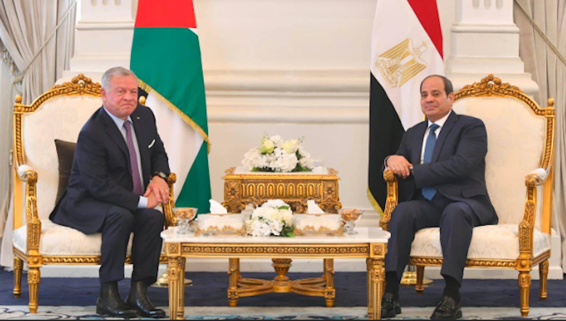 الملك والسيسي يحذران من خطورة استمرار الاعتداءات الإسرائيلية بالضفة