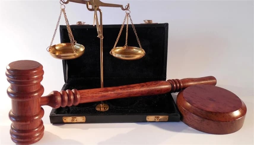 أم تستأجر قاتلاً لإنهاء حياة ابنتها ذات الـ12 عاماً