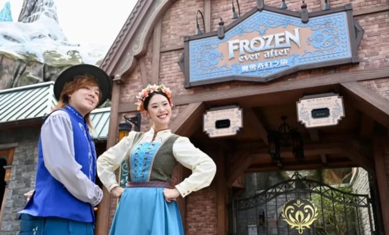 وفاة خمسيني بجوار زوجته داخل لعبة "Frozen" في ديزني لاند
