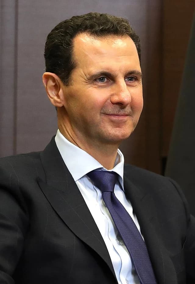 كواليس الساعة الأخيرة لبشار الأسد في دمشق