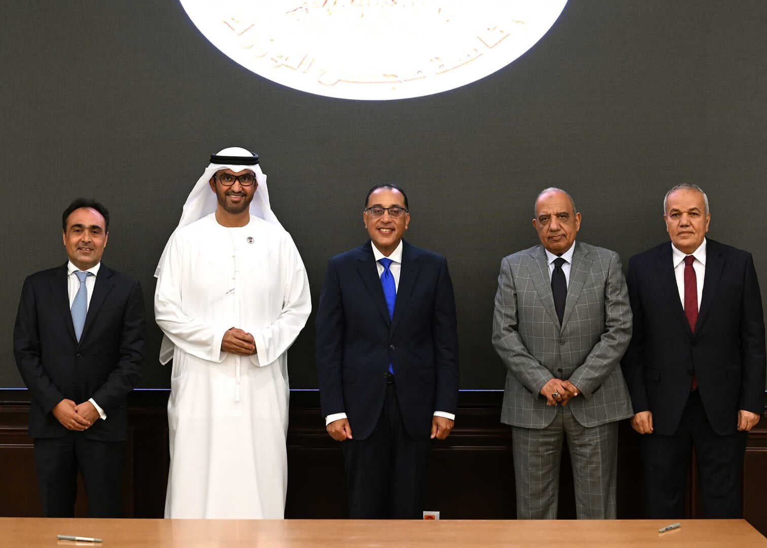 مشروع مصري إماراتي لتوليد الطاقة في خليج السويس