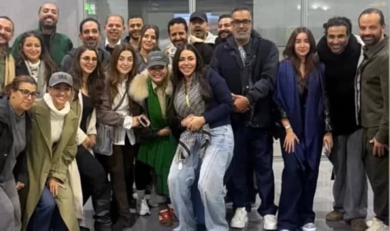 أول لقاء منذ طلاقهم.. صورة تجمع أحمد فهمي وهنا الزاهد معاً