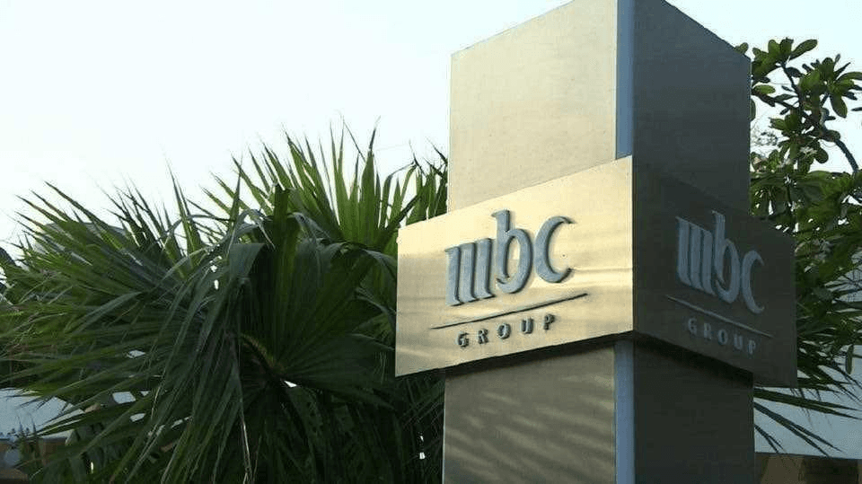فيديو.. اعتداءات على مقر قناة MBC في العراق