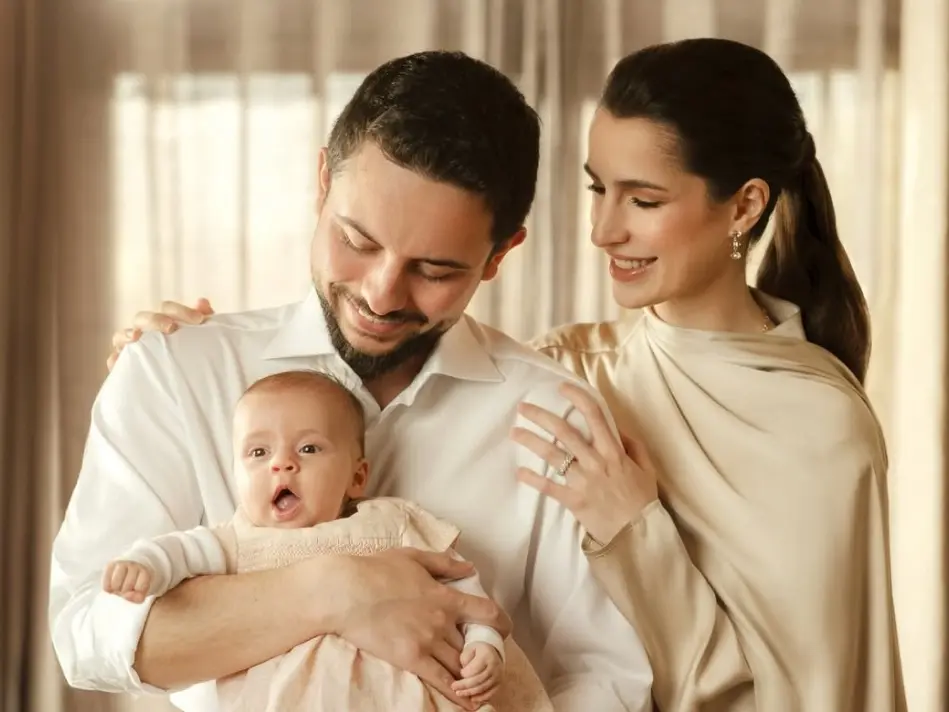 ولي العهد يهنئ الأميرة رجوة بعيد ميلادها الثاني والثلاثين