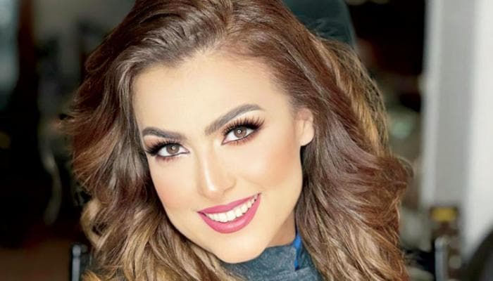 سيمون: سأبقى أحاول و أعافر في الغناء