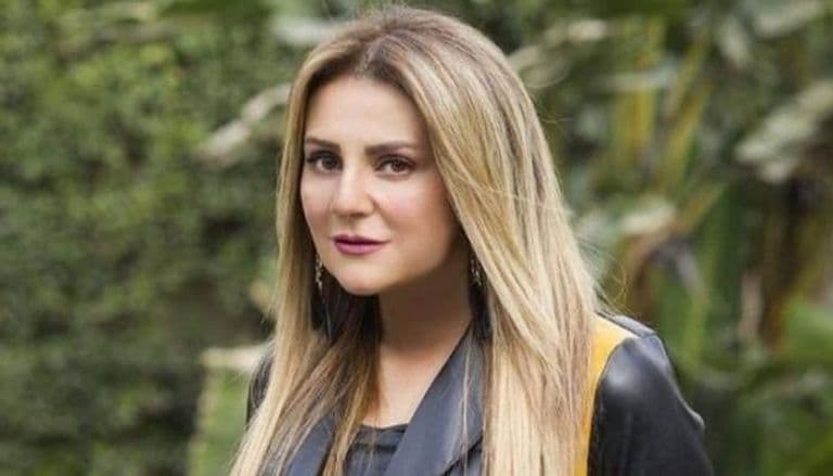رانيا محمود ياسين تنفي اعتزالها: أختار أدواري بما يحفظ تاريخ والدي