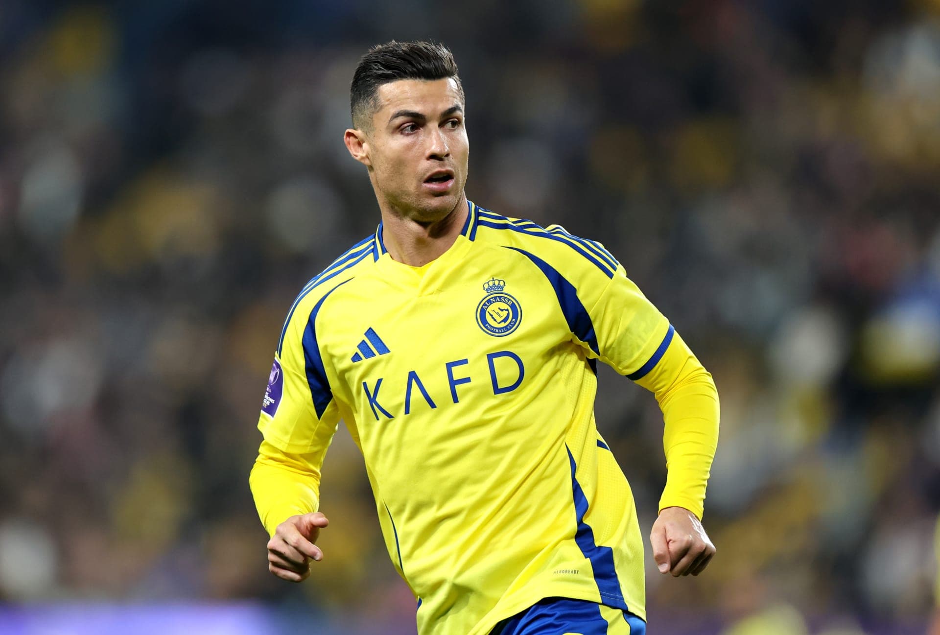 بعد بلوغه عامه الـ40.. رسالة من ريال مدريد إلى رونالدو