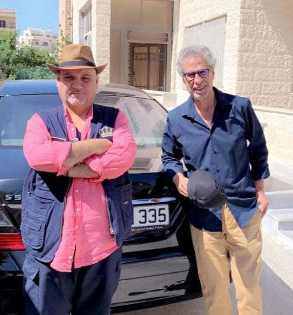 المخرج دعيبس يعود إلى منزله بين عائلته