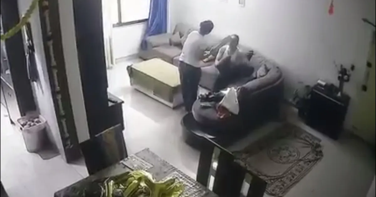 مصر.. وضعت منوماً في مشروب زوجها فيقتلها "بالمكنسة"