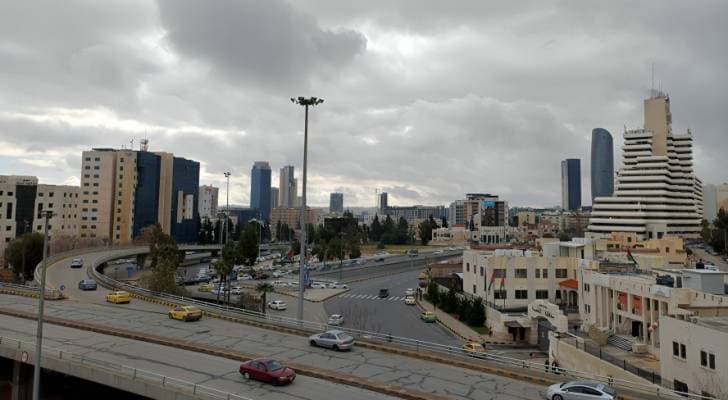 عدم استقرار جوي بعد ظهر اليوم وتحذيرات من الغبار شرقي المملكة