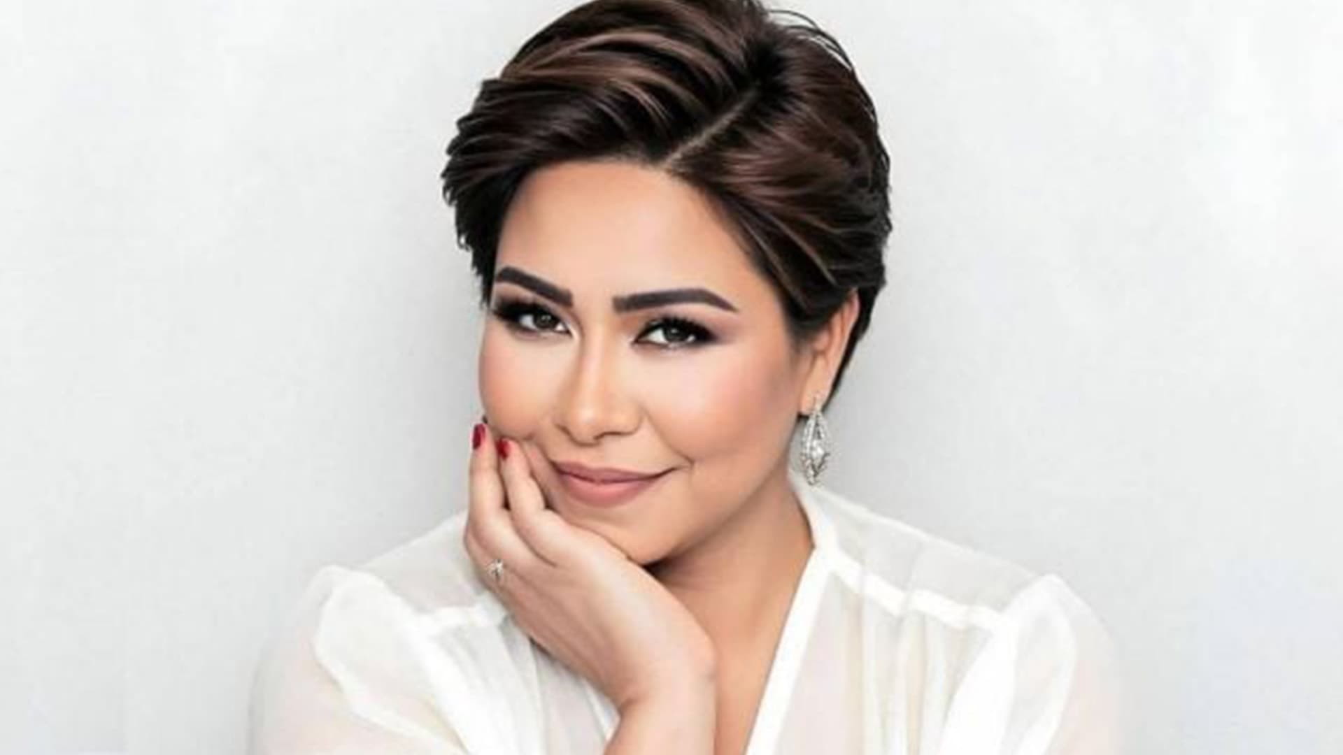 شيرين تكشف حقيقة اعتزالها الغناء