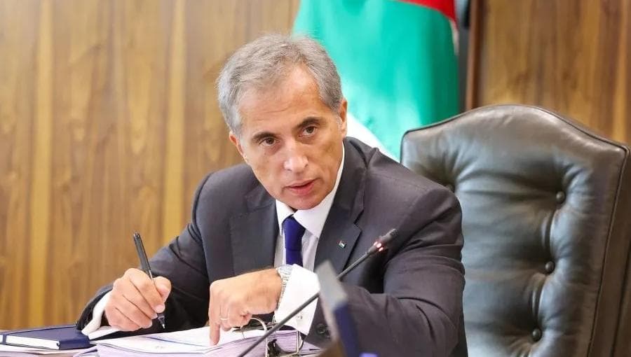 رئيس الوزراء: بدء تنفيذ الناقل الوطني والسكك الحديدية في الأشهر المقبلة